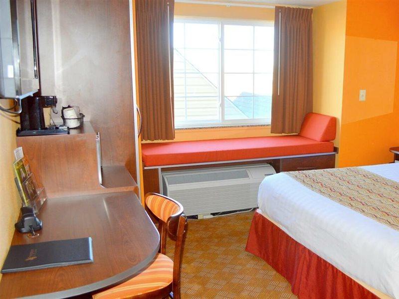 Microtel Inn And Suites By Wyndham Rawlins Exteriör bild